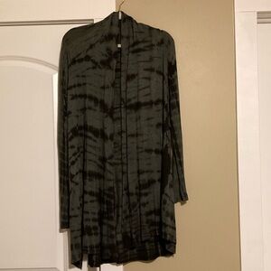 Evereve LA Made Iris Moss Tie-dye Cardigan